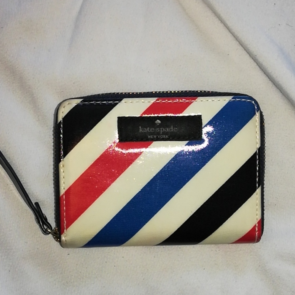 Kate Spade Zip Wallet